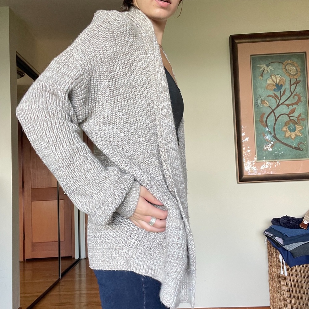 Cardigan - Picture 4 of 7